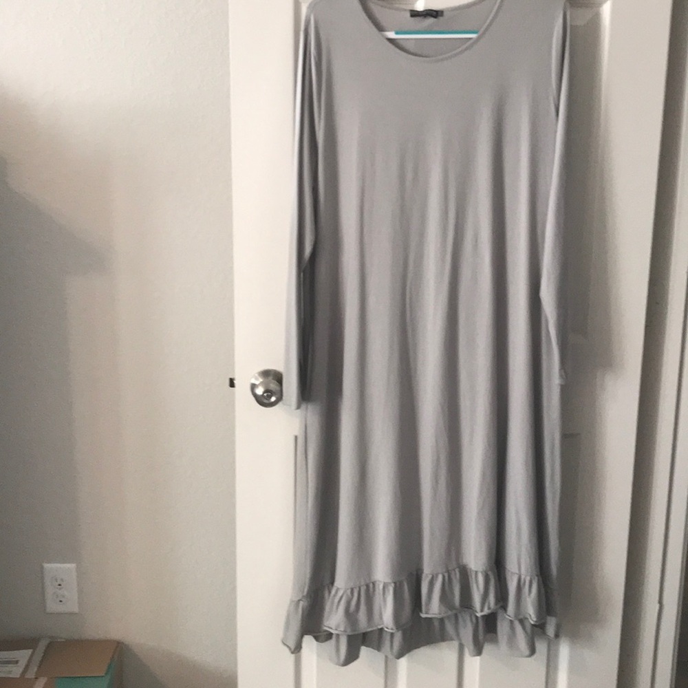 Jade McKenzie gray dress
